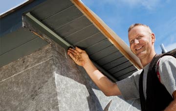 soffit installation Cloddiau
